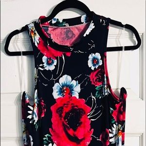 Perfect summer outfit! Navy & floral maxi w/rounded bottom, open back,sexy slits